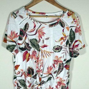 Old Navy White Floral Blouse Size L